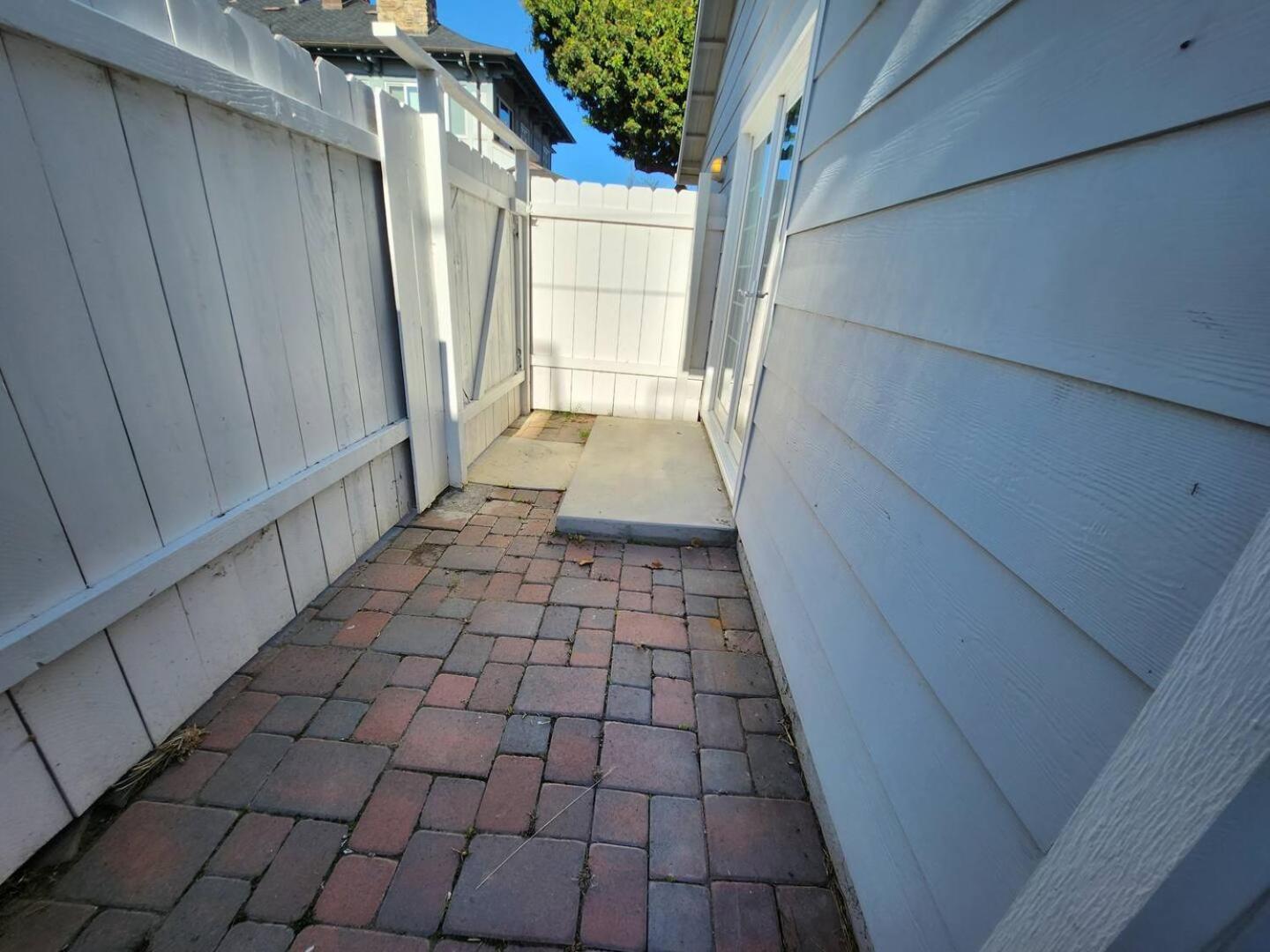 Huge Stand Alone In Heart Of La Jolla San Diego